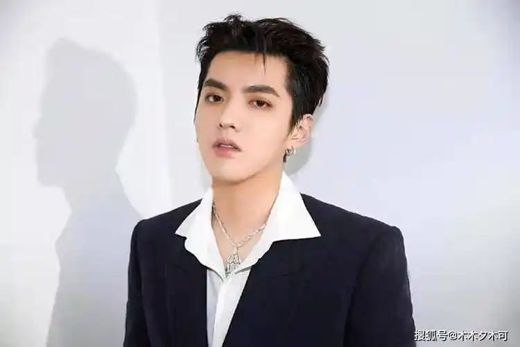 吴亦凡已被拘押近2年,二审不服上诉,曝作品《青簪行》也要重启_音乐吧