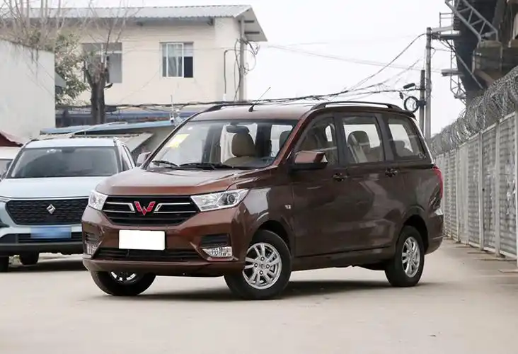 五菱宏光 (指导价:4.6~5.99万)