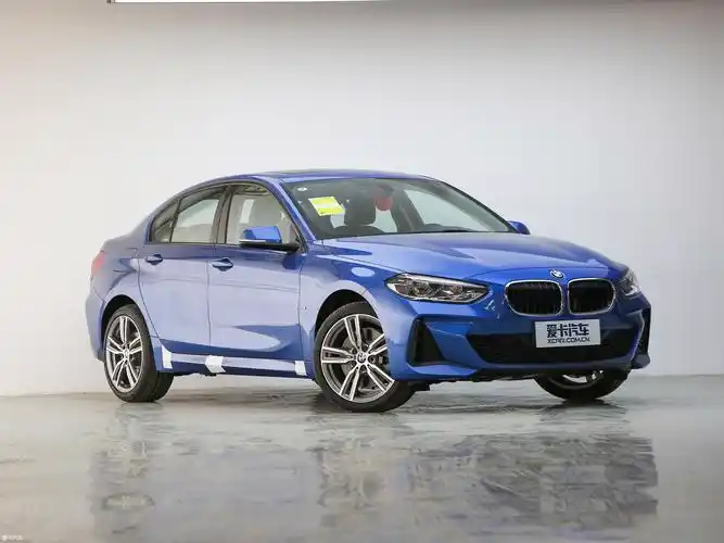 【2019款宝马1系 120i 领先型m运动套装_整体外观 _6/293张图片】