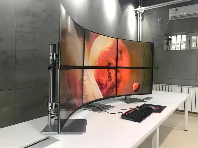 华兴卓睿多屏电脑这款机型选择和macbookair苹果新品同期发售