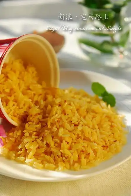 如何制作金包银蛋炒饭