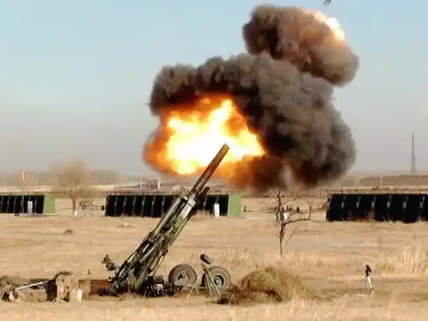 ah-4型155毫米超轻型榴弹炮