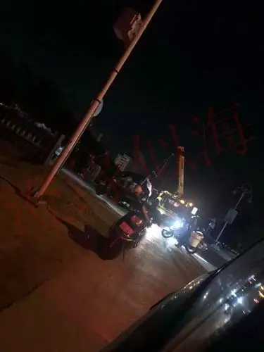 事故 | 凌晨4点多,澄海某地发生一起交通事故!