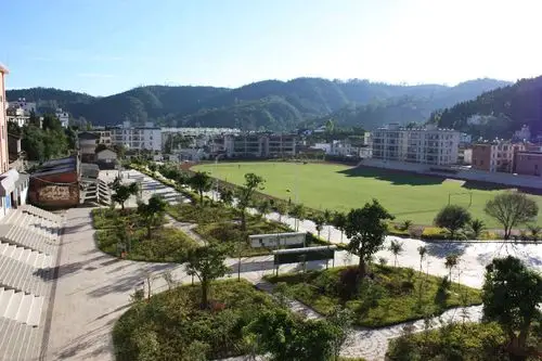 省内一流完中大姚一中到昆招良才,期待您的加入!