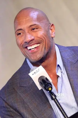 道恩·强森:我有英雄情结 拍电影乐在其中最重要