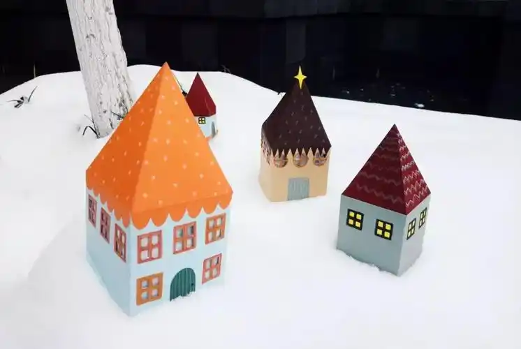 彩色卡纸制作房子本文由《幼儿园手工》编辑,转载须注明来源!