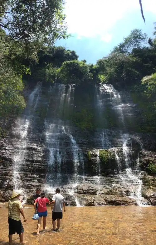 人间仙境般的红溪瀑布