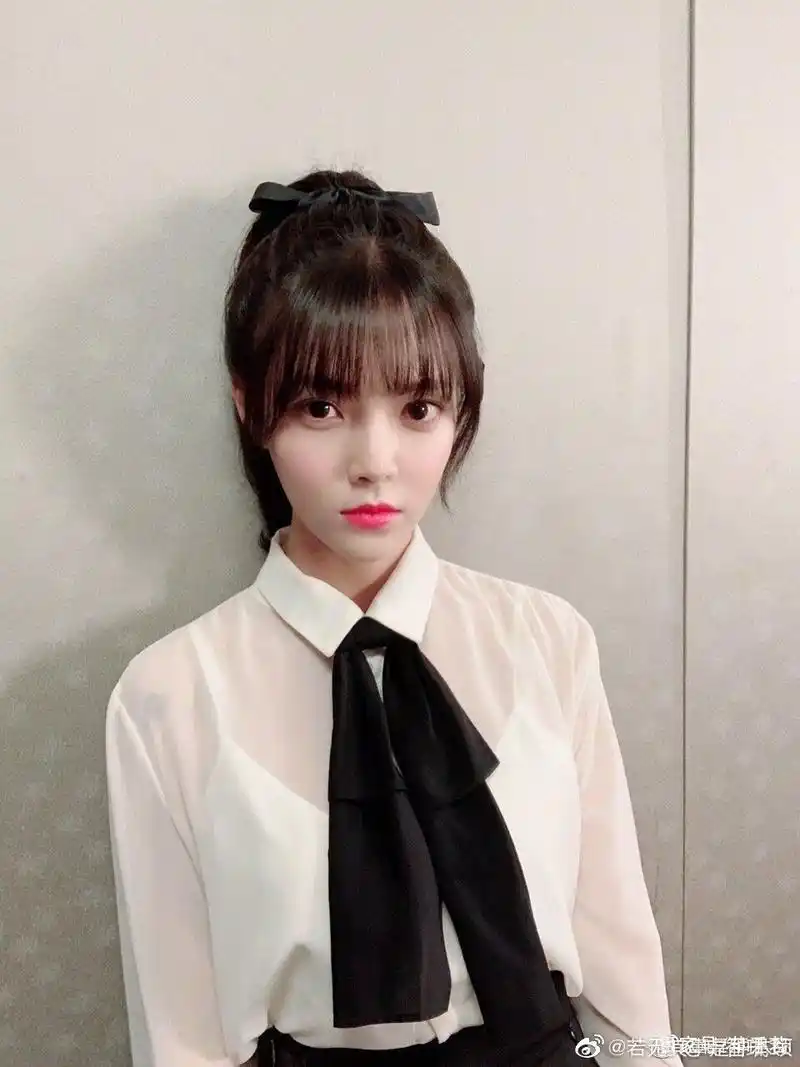 aoa申智珉退团后首次公开近况,雪炫全程陪同,并直接取关权珉娥