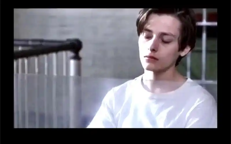 【爱德华弗朗】破碎感少年