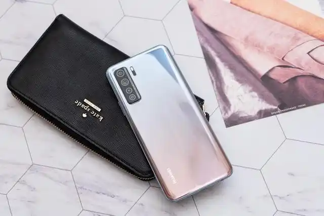 华为nova7se上手图赏正反皆美