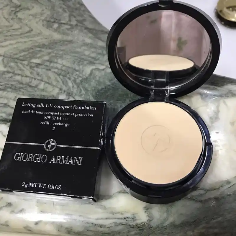 阿玛尼镁光灯粉饼