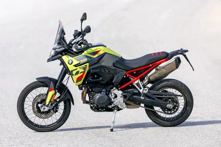 宝马摩托2024新一代探险车f900gs