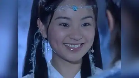 意外打开密道获救,张无忌小昭密道定情?