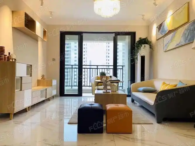 句容碧桂园翡翠华府样板房图片有吗句容碧桂园翡翠华府值得买么