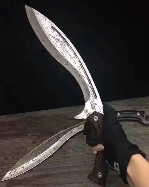 被称为是砍刀之王更是军刀佼佼者的尼泊尔弯刀