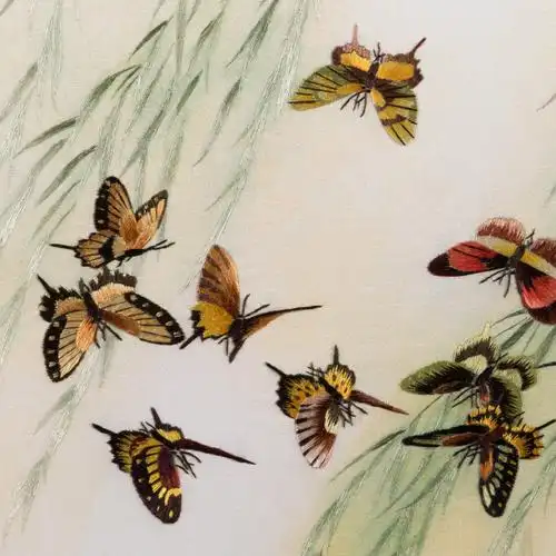 苏绣真丝 精品挂画《蝴蝶飞飞》刺绣