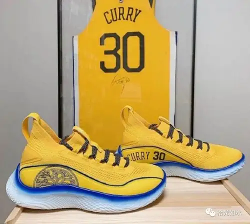 库里8代球鞋diy库里专属配色,这也太帅了吧!