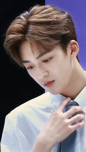 给何洛洛开的美图楼【动图】