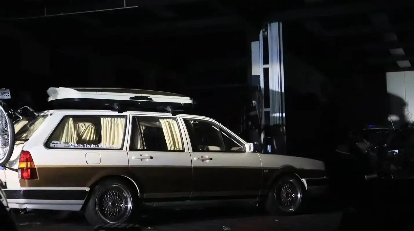 桑塔纳旅行版全车超豪华·经典复古·后期还有宝马e38·虎头奔 - 抖音