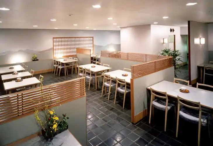 小饭店门面室内隔断设计装修图片_装信通网效果图