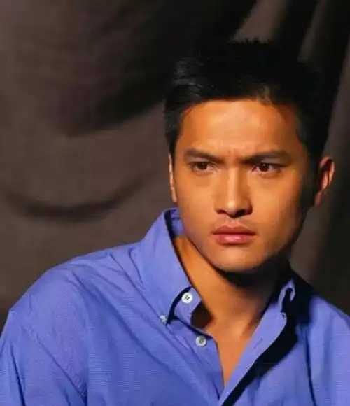 经典许文强,人气反派许文彪,昔日男神今51岁成邋遢大叔