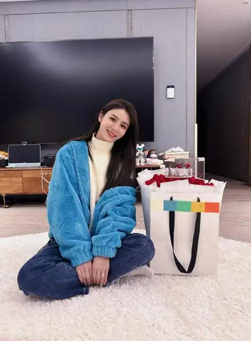 林峯老婆张馨月分享婚后生活却被网友嘲讽总是在模仿吴千语