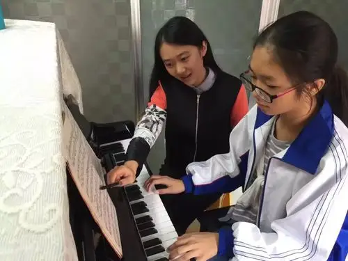 一对一的钢琴课