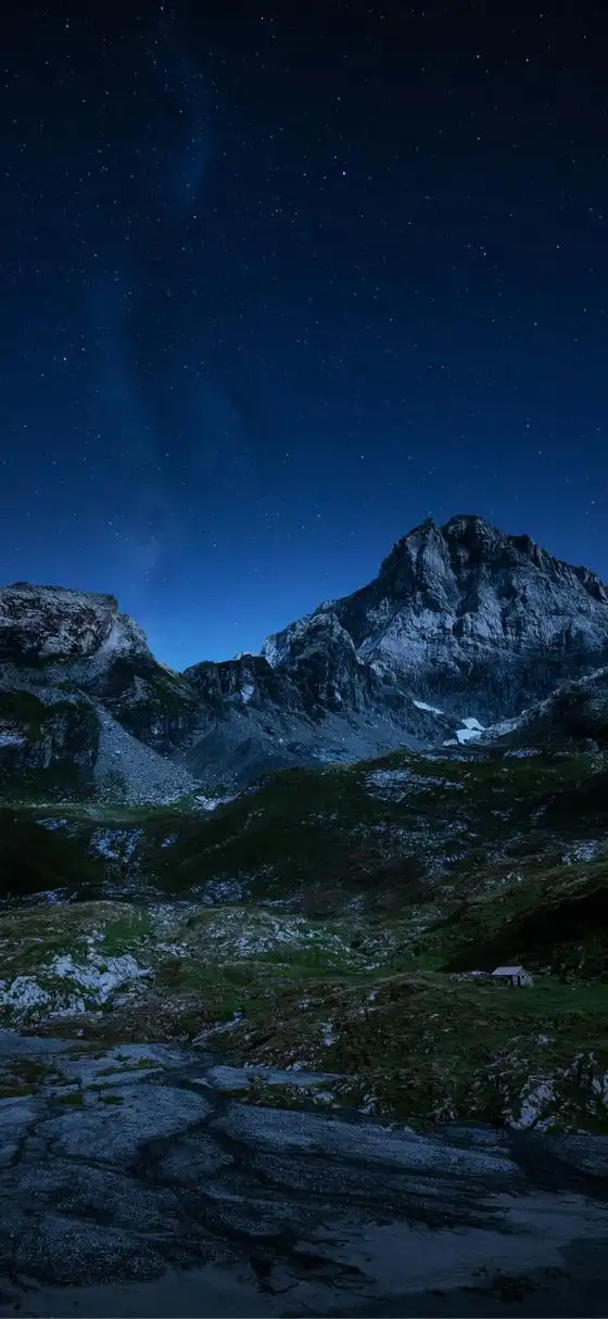 黑色山峰|深色壁纸| 潮流壁纸 |视觉分享