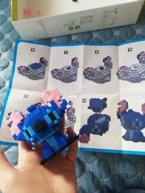 好多,要不是我自己亲手拼的都怀疑是不是拼错了#史迪奇  #乐高积木