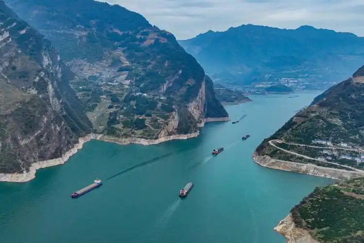 无边落木萧萧下蓝勇水润华夏大长江读札