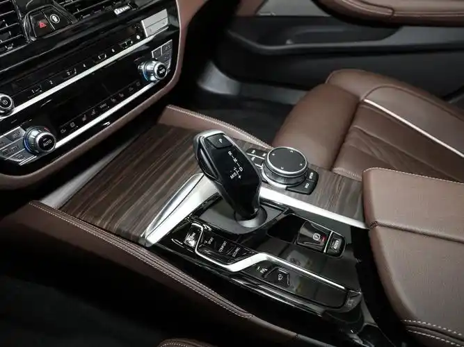 【图解图片_北京易至宝宝马奥体中心店宝马5系图片】-汽车之家