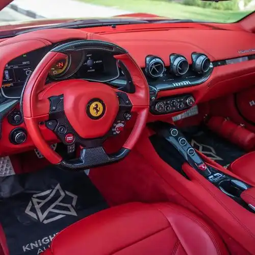 图 2016 法拉利f12 berlinetta