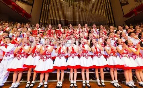 儿童演出服六一男女背带合唱团服装小学生朗诵合唱儿童演出服