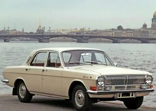 聊聊曾经熟悉的老车gazm24伏尔加