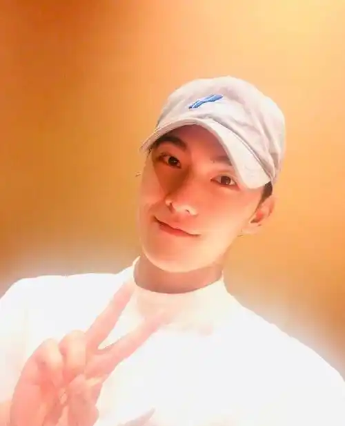 原创热讯99915肖战王一博鹿晗杨紫高热度tfboys全上榜