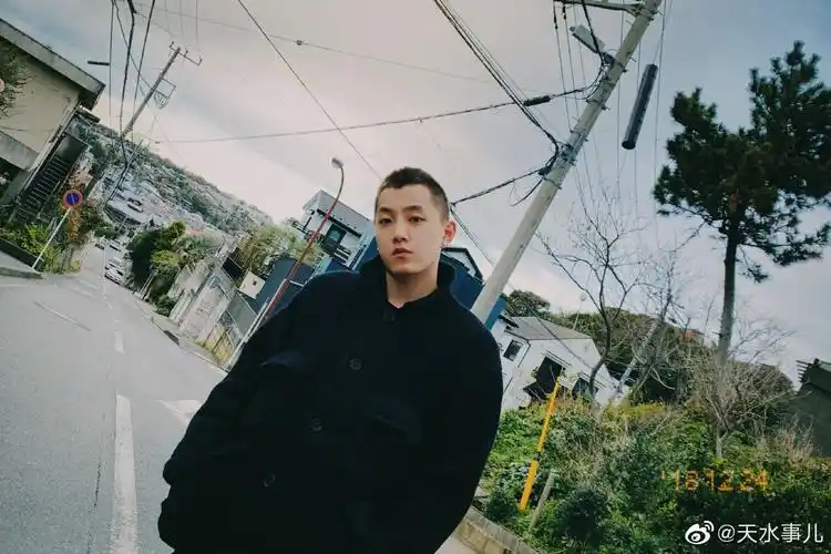 7个井号就是齐景浩啊~来看看《追球》中7 @范世錡