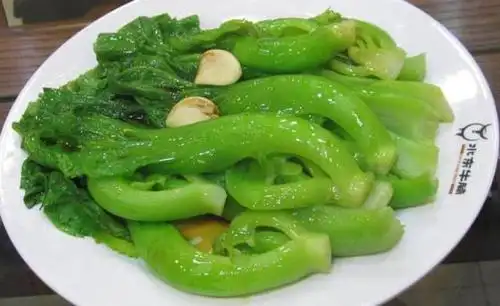 广东的水东芥菜, 味道清甜, 咬下去无渣, 吃起来很爽脆