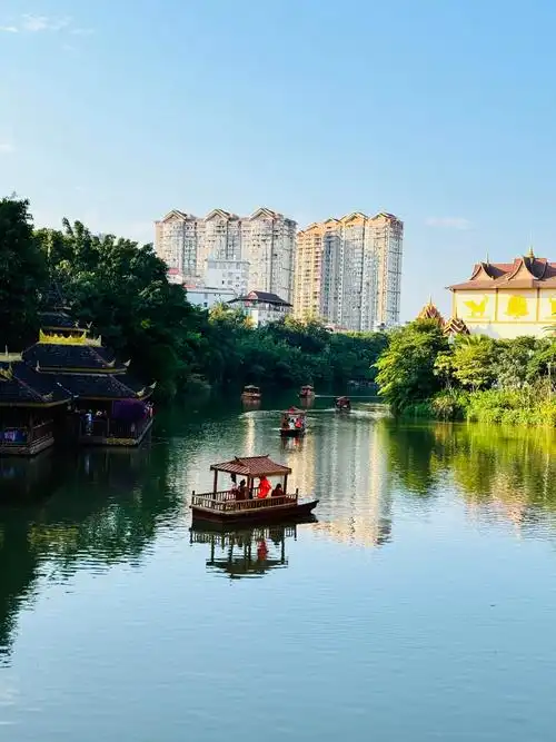 立早小柒 的想法: 西双版纳曼听皇家公园 | 曼听公园是西双版纳最古老