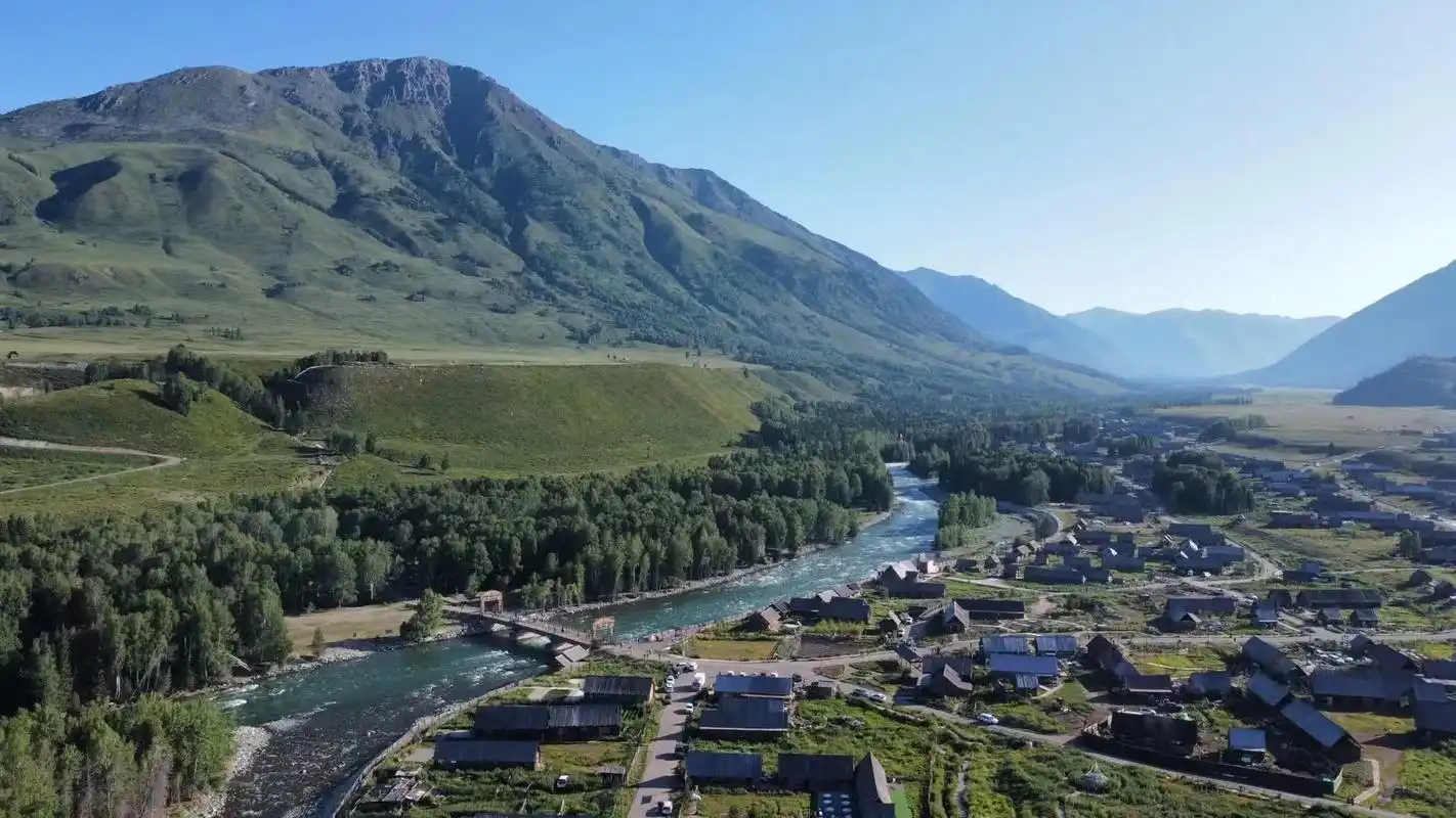 武汉出发新疆d11:禾木～贾登峪.负能量爆棚……昨天一百公 - 抖音