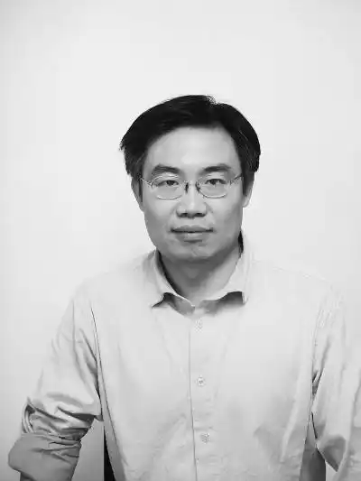 何辉:意见领袖要考虑为言论的社会影响负责