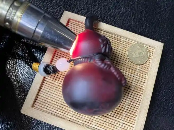 玉化龙涎香葫芦(91*45mm)附证