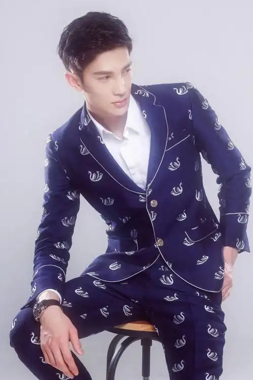 李向哲_演员_作品_个人资料_简历_生日_经历_留言 - 酷乐米