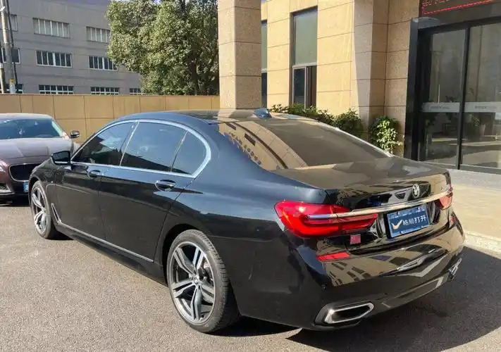 精品二手车推荐官[话题]# 宝马740li领先m运动 售价:40.8万元 上牌