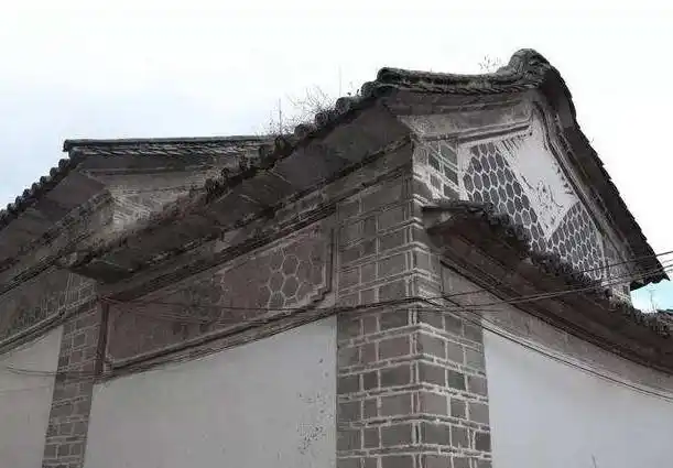 巴黎圣母院大火,我们中国古建筑多木质,古人是如何防火的呢