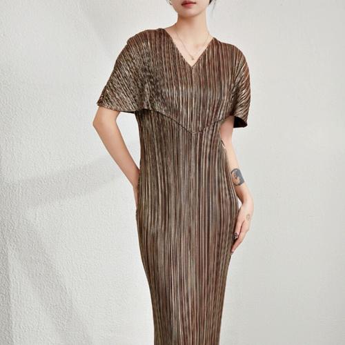 issey miyake/三宅一生 2024新款褶皱连衣裙通勤不规则小众中长裙