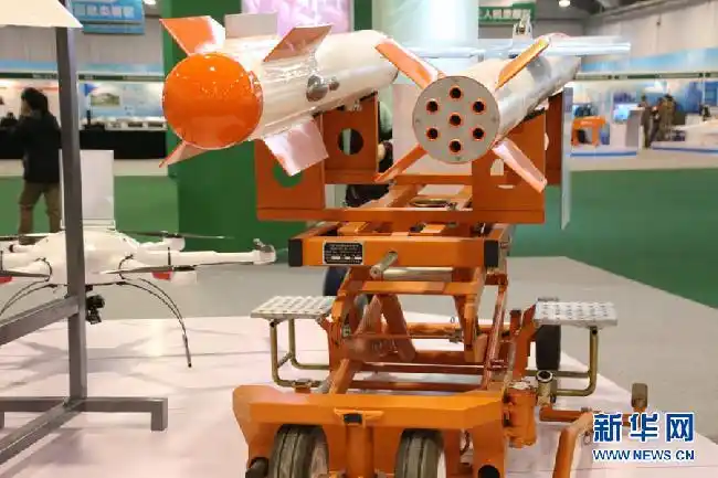 我国首届军事训练器材和先进技术展