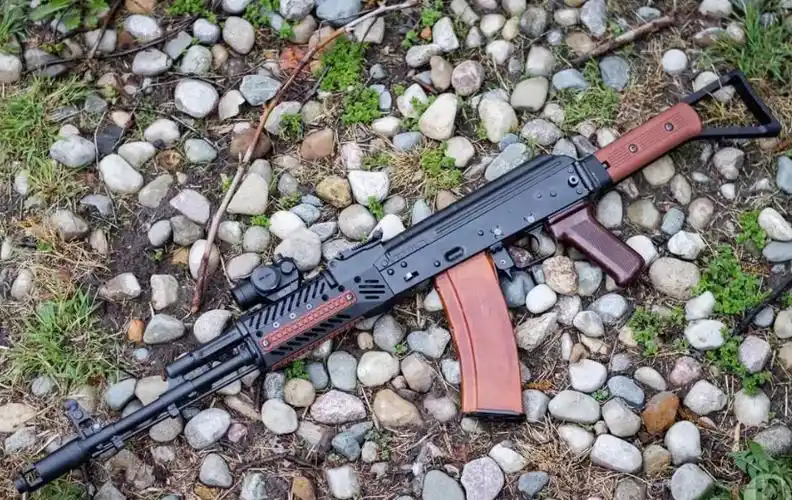 熟悉的81杠即视感 中国56-2冲锋枪枪托成美国枪械公司新宠