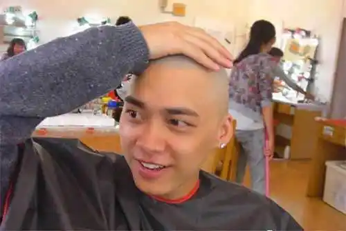 吴亦凡的这个寸头有没有很man