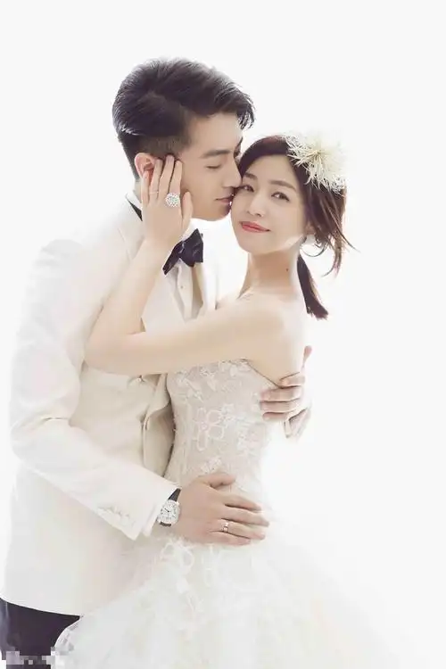 陈晓陈妍希婚纱照曝光 甜蜜雅致浪漫坚定