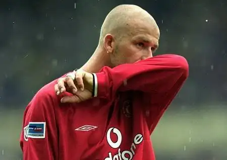 贝克汉姆:我的发型曾令弗爵抓狂,为了比赛我剃了光头_网易订阅